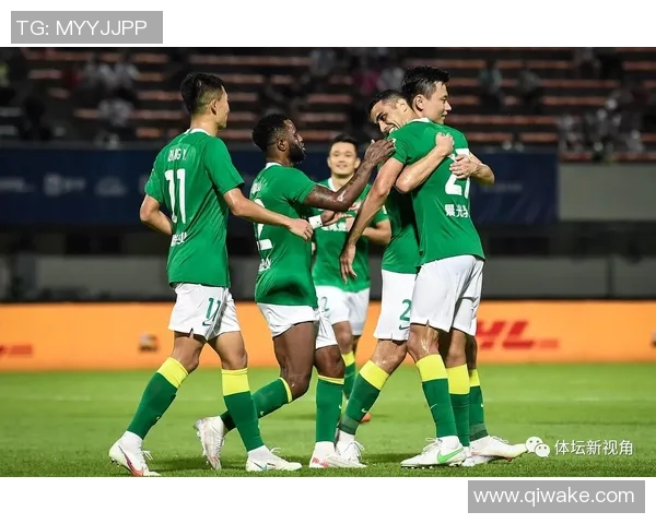 广州篮球队在钻石联赛中以69分稳居积分榜首位展现强劲实力